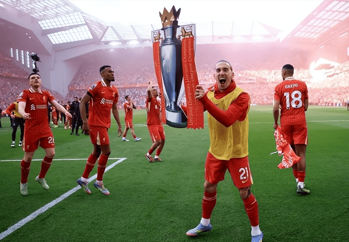 开云体育官网-利物浦新星崭露头角，未来或成球队顶梁柱，比较看到那个搜索.-开云体育官网