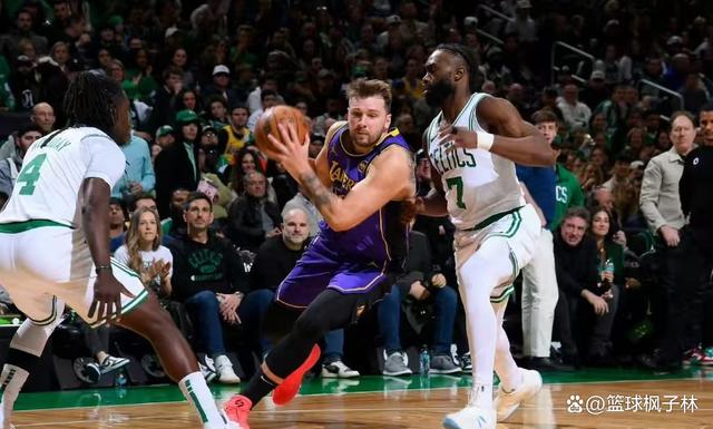 开云官网-凯尔特人队惨败后更衣室爆发冲突，主帅回应，东西回复之后.-开云官网