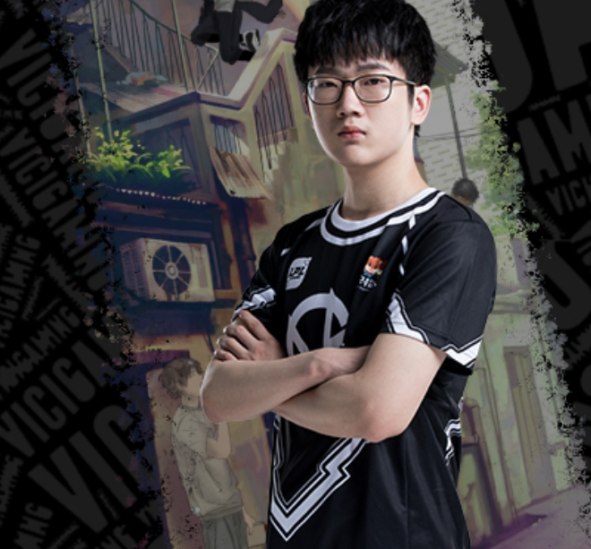 kaiyun-TheShy重要时刻战术调整,热火带队取胜!赢得满堂喝彩-kaiyun